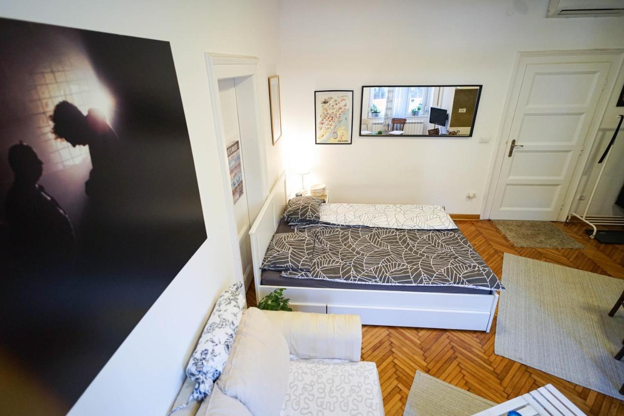 Apartment Park Belgrado Buitenkant foto