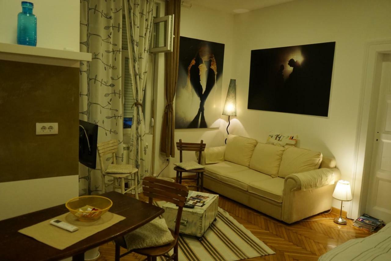 Apartment Park Belgrado Buitenkant foto